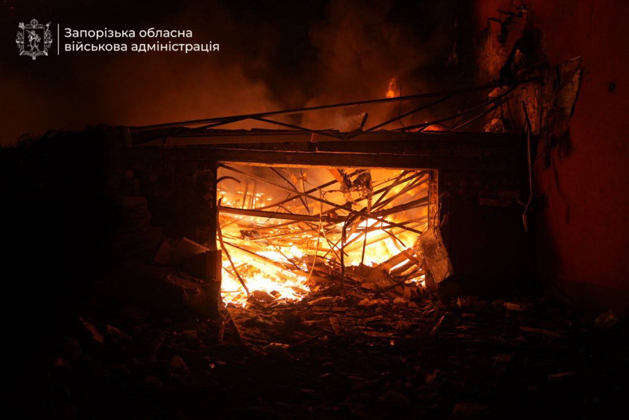 Russia heavily strikes Ukraine's Zaporizhzhia: Residential buildings on fire, casualties reported